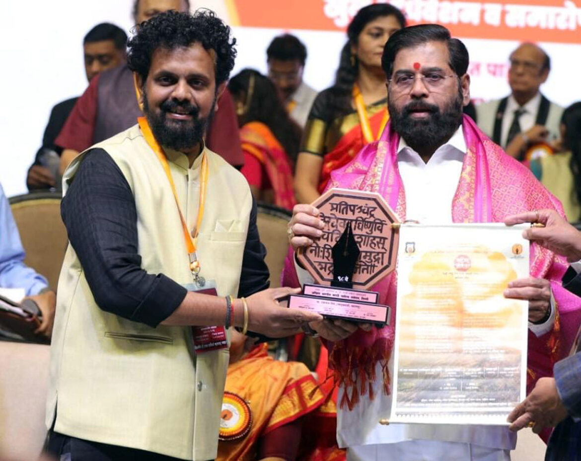 गुरुपौर्णिमेच्या दिवशी आनंदाश्रमात शिवसेनेचा मेगा पक्षप्रवेश