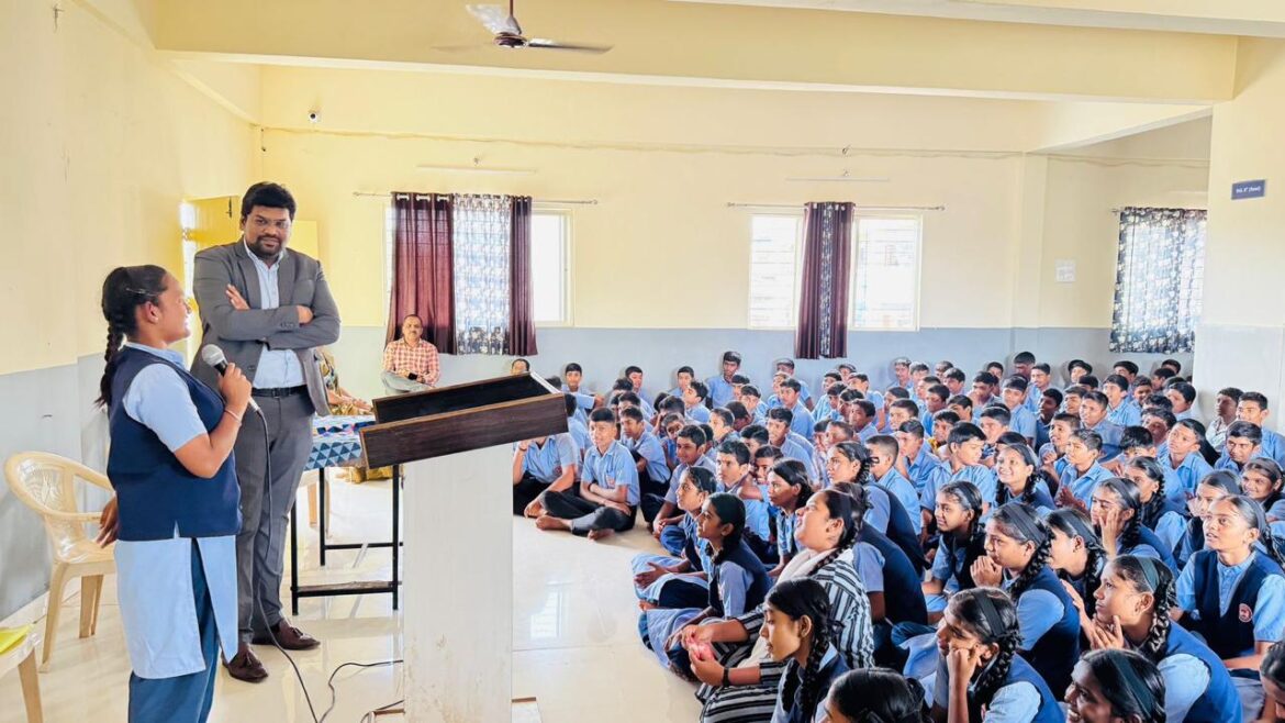 त्रिशरण एन्लायटन्मेंट फाउंडेशनतर्फे महात्मा फुले विद्यालयात संखारा व्यक्तिमत्व विकास व वर्तणूक प्रशिक्षणाचे आयोजन