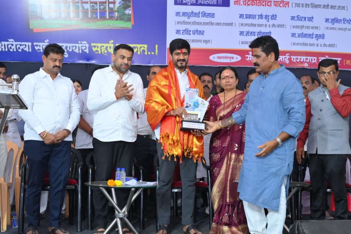 कार्यकर्त्यापासून मुख्यमंत्र्यांपर्यंत सर्वांच्या प्रयत्नातून राज्य विकासाच्या मार्गावर  – आमदार सिद्धार्थ शिरोळे