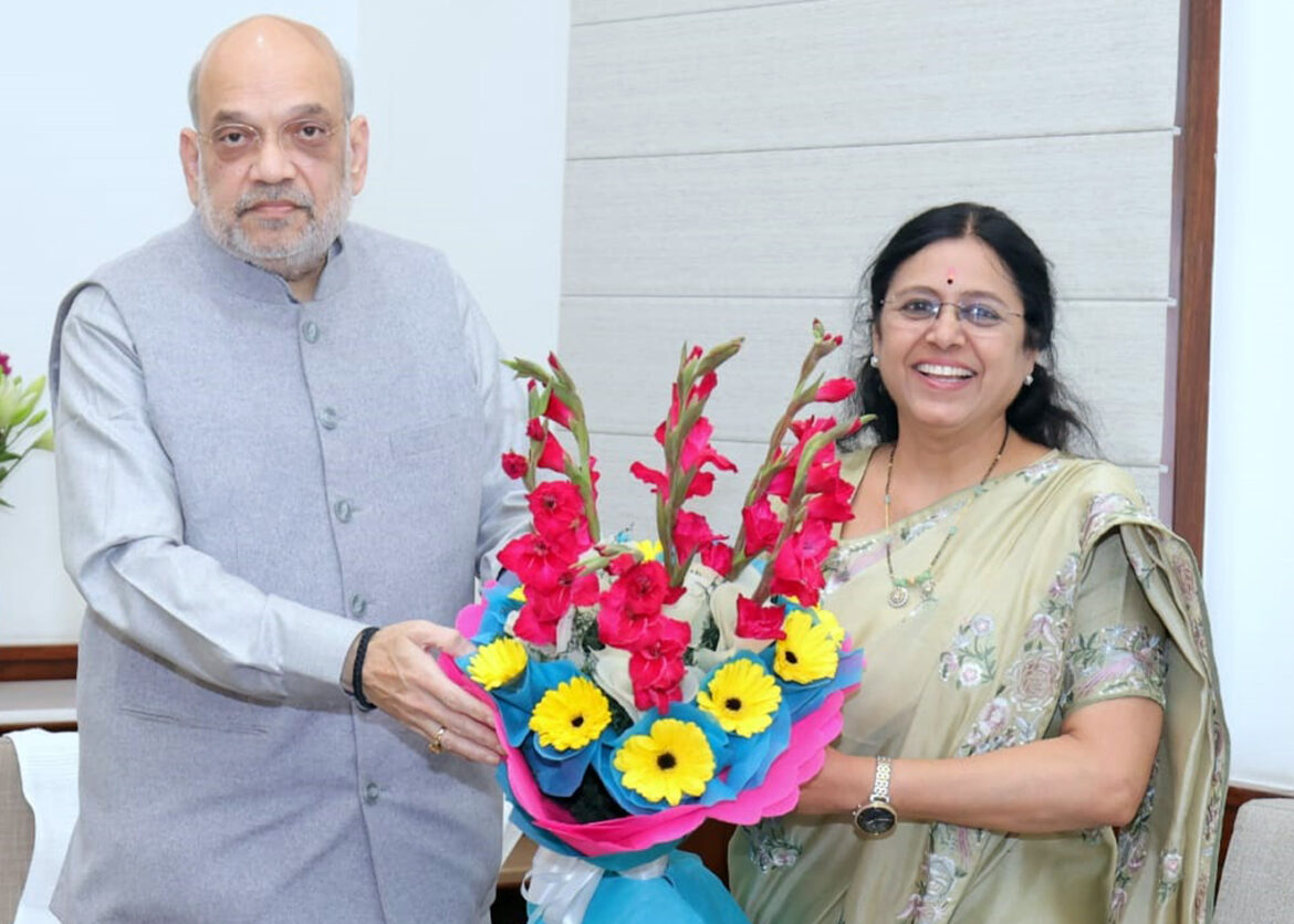 पहलगाम हल्ल्यातील पीडित कुटुंबाच्या न्यायासाठी  मेधा कुलकर्णी यांनी घेतली अमित शहा यांची भेट