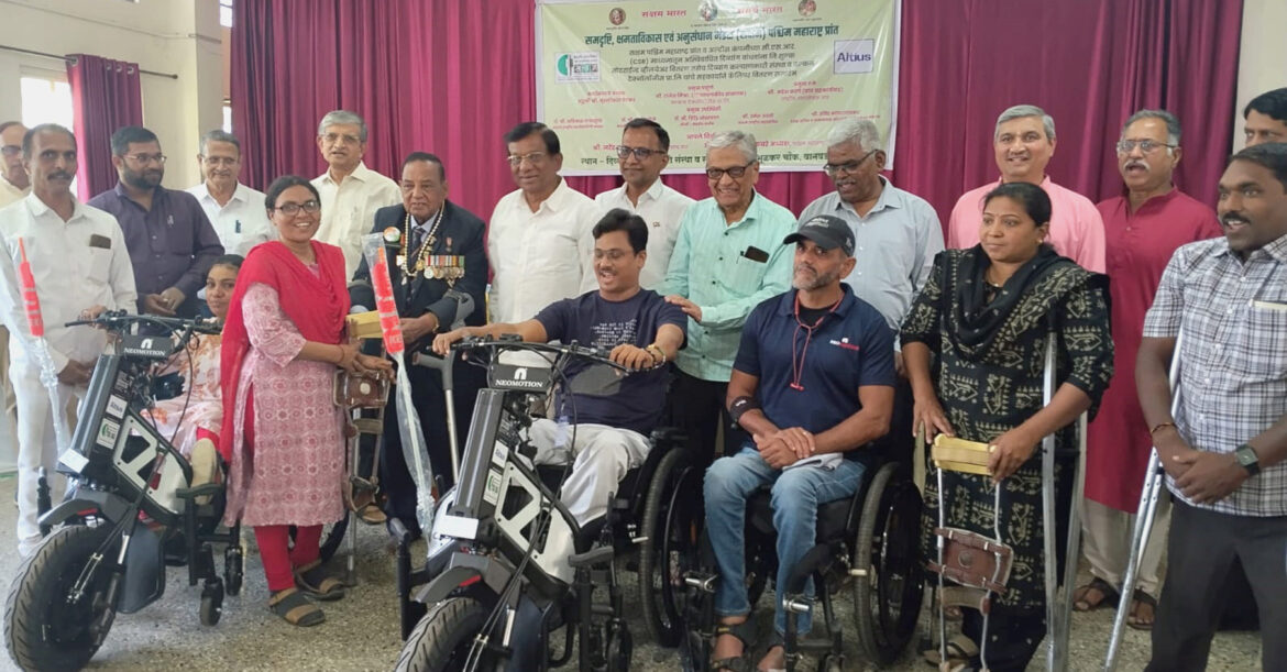 मुरलीकांत पेटकर यांचे प्रतिपादन; दिव्यांगांना मोटराईज्ड व्हीलचेअर व कॅलिपरचे वितरण
