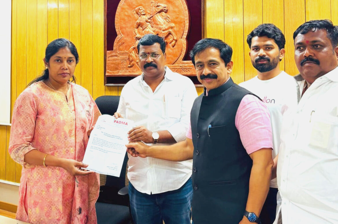 शशिकांत कांबळे यांची मागणी;  पद्मा फाउंडेशनतर्फे महापौर, महापालिका आयुक्तांना निवेदन